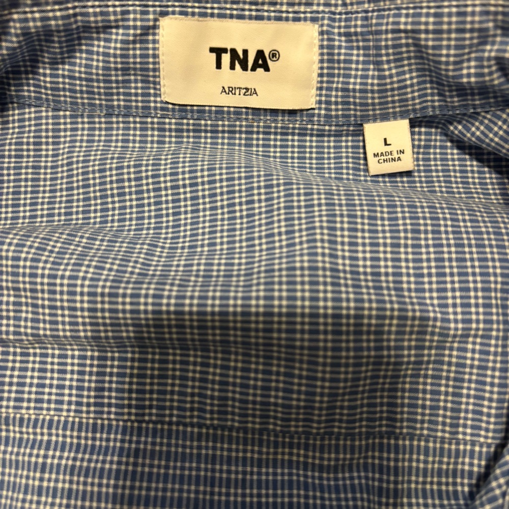 Aritzia TNA Plaid Cotton Cropped Blue Button Down Long Sleeve - Picture 5 of 8